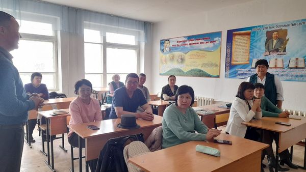 Балаға мамандық таңдауда қалай көмектесуге болады